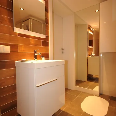 Harenda - Destigo 4*