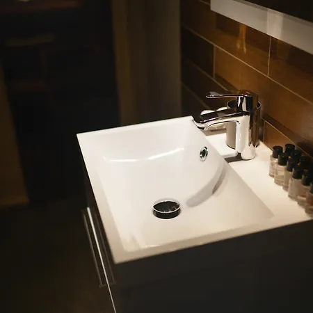 Ξενοδοχείο με διαμερίσματα Harenda - Destigo